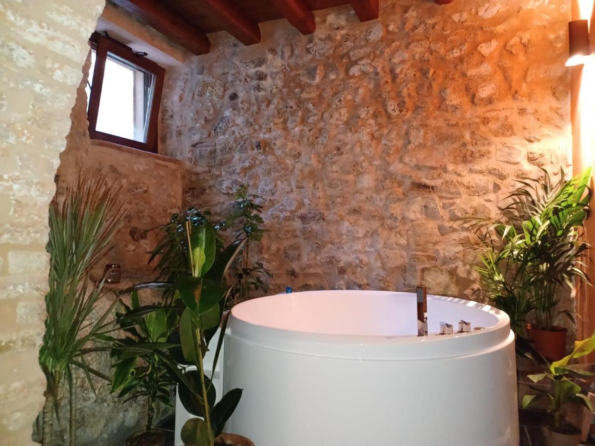 Wundergarten Rural Spa House Villa Gratteri Ngoại thất bức ảnh